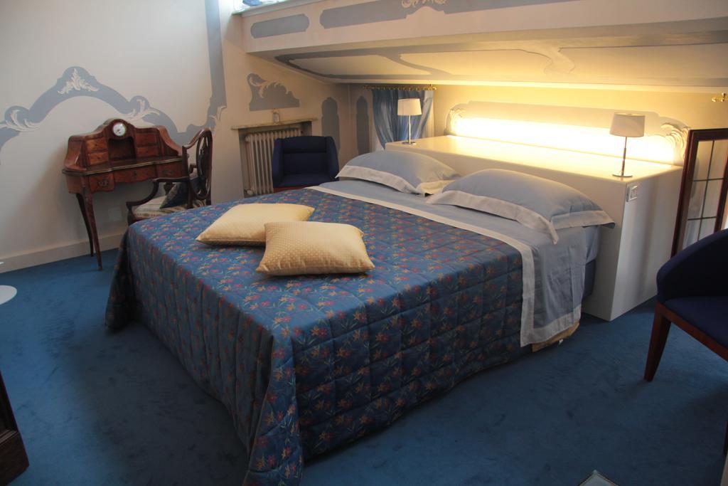 Domus Dotti V Guest House トレヴィーゾ 部屋 写真