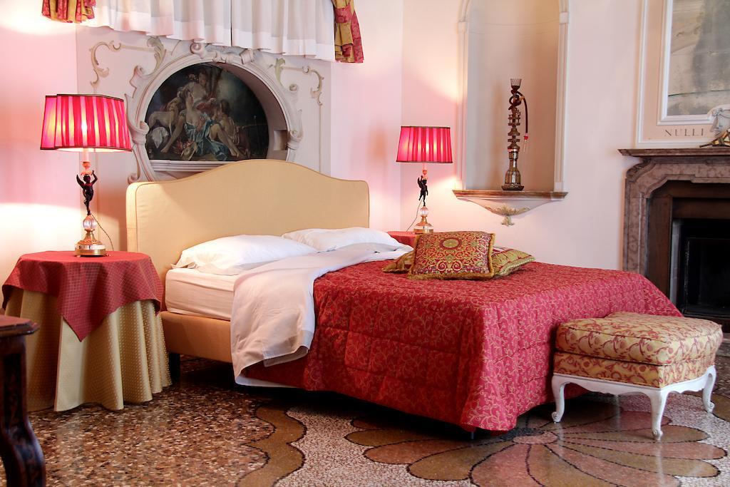 Domus Dotti V Guest House トレヴィーゾ 部屋 写真